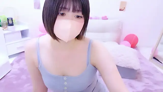 Hinata Sun online show from 12, 4, 2026