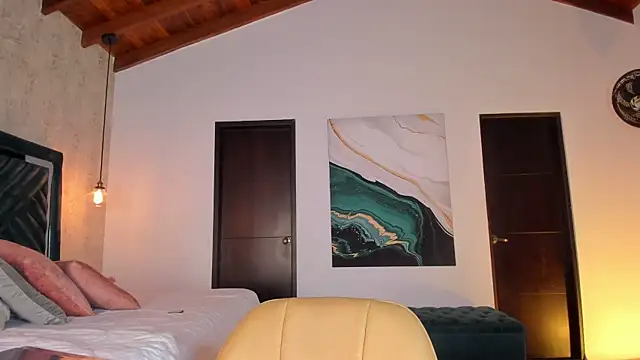 Sofi Moreno online show from 10, 10, 2025