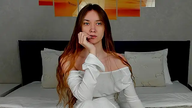 AmadaReine online show from 8, 3, 2026