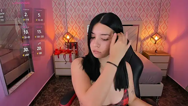 Snapshot of CHRISTY_TEIGEN4 chatting on 10, 1, 2026 CHRISTY TEIGEN4 online show from 10, 1, 2026