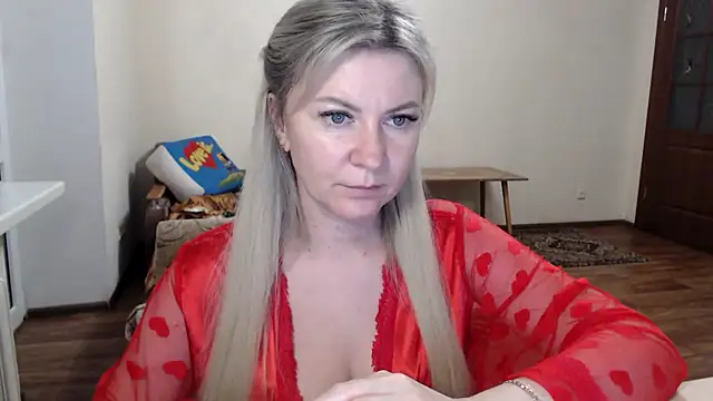 Snapshot of ParadiseAlina chatting on 7, 7, 2026 ParadiseAlina online show from 7, 7, 2026