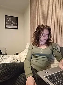 Snapshot of JezebelDutch chatting on 18, 5, 2026 JezebelDutch online show from 18, 5, 2026