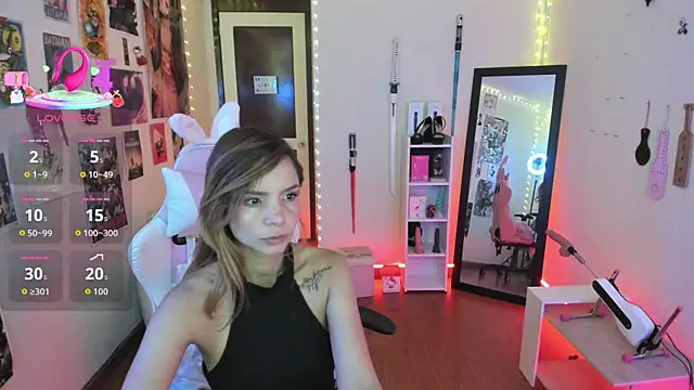 Snapshot of sakuraa_of chatting on 25, 9, 2025 sakuraa of online show from 25, 9, 2025