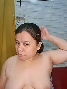 Snapshot of hotlyn45 chatting on 24, 2, 2026 hotlyn45 online show from 24, 2, 2026