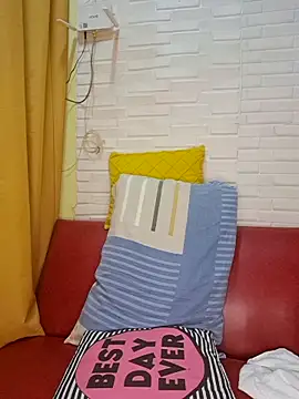 Snapshot of hotlyn45 chatting on 17, 3, 2026 hotlyn45 online show from 17, 3, 2026