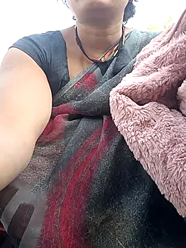 Snapshot of monu_bhabi chatting on 6, 2, 2026 monu bhabi online show from 6, 2, 2026