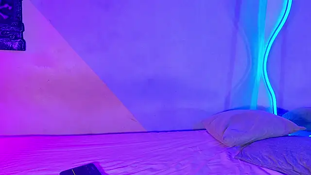 Laura and Kevin online show from 3, 10, 2025