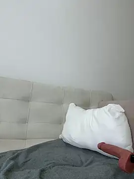 Miafisher  online show from 9, 2, 2026