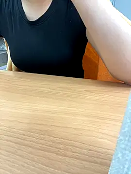 ThuPhuong-Tr online show from 11, 10, 2025