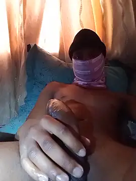 Snapshot of THeGuynextdorr chatting on 11, 10, 2025 THeGuynextdorr online show from 11, 10, 2025