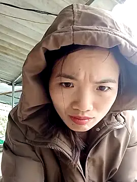 ngan-cute online show from 20, 11, 2025