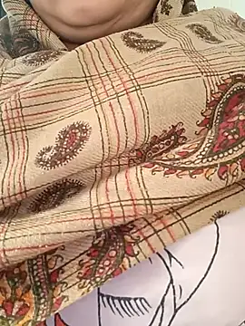 Snapshot of angel_ridhi chatting on 12, 11, 2025 angel ridhi online show from 12, 11, 2025