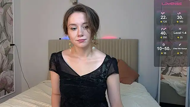 SkyHelen online show from 25, 9, 2025