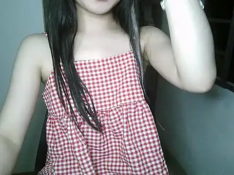 Snapshot of Annabelle-e chatting on 28, 9, 2025 Annabelle-e online show from 28, 9, 2025