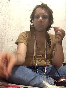allie-1 online show from 20, 10, 2025