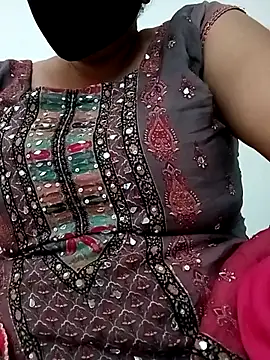 Snapshot of Rakhi_sawant143 chatting on 27, 9, 2025 Rakhi sawant143 online show from 27, 9, 2025