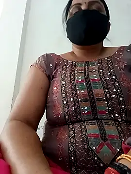 Snapshot of Rakhi_sawant143 chatting on 10, 11, 2025 Rakhi sawant143 online show from 10, 11, 2025