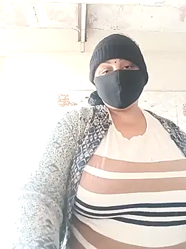 Rakhi sawant143 online show from 5, 2, 2026