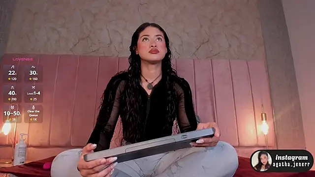 agatha jener online show from 7, 3, 2026