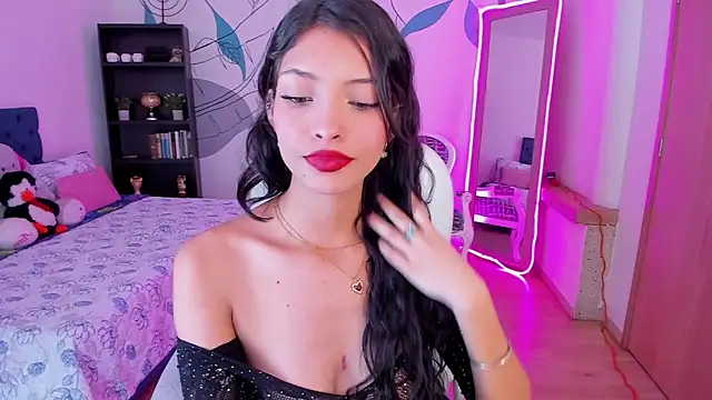 Mia Clay1 online show from 13, 5, 2026