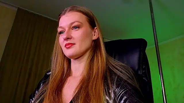 Snapshot of MysticVenus_ chatting on 12, 2, 2026 MysticVenus online show from 12, 2, 2026