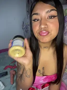 Snapshot of Caty__hot chatting on 4, 3, 2026 Caty hot online show from 4, 3, 2026