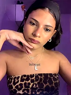 luluzinhax online show from 20, 11, 2025