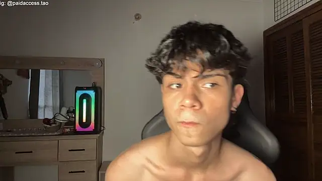 OopsAgain  online show from 26, 6, 2026