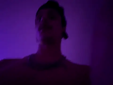 Snapshot of chrisalmeid_ chatting on 18, 11, 2025 chrisalmeid online show from 18, 11, 2025