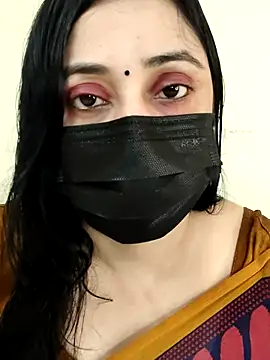 Monica cams online show from 5, 12, 2025