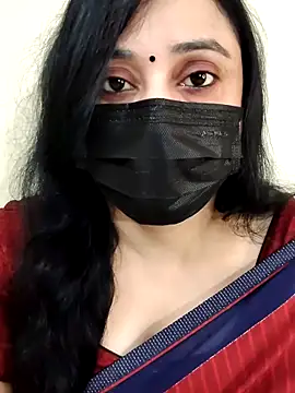 Monica cams online show from 11, 2, 2026