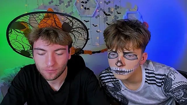 travis wolf  online show from 23, 10, 2025