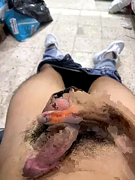 Snapshot of Merousexy282828 chatting on 15, 10, 2025 Merousexy282828 online show from 15, 10, 2025