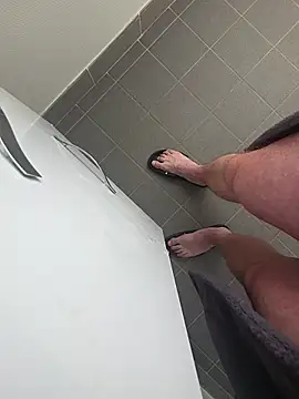 Snapshot of NuclearValue40 chatting on 27, 2, 2026 NuclearValue40 online show from 27, 2, 2026