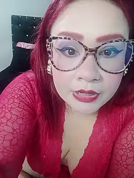 Snapshot of katty_lu chatting on 8, 10, 2025 katty lu online show from 8, 10, 2025