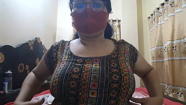 Snapshot of Elena_cruz5 chatting on 24, 6, 2026 Elena cruz5 online show from 24, 6, 2026