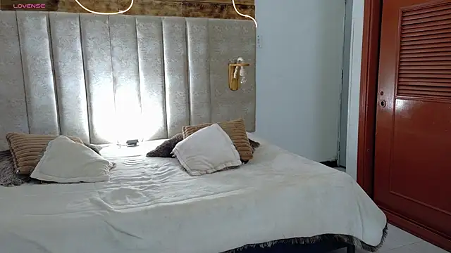 Emma visconti online show from 18, 9, 2025