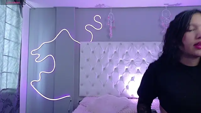 Emma visconti online show from 25, 11, 2025