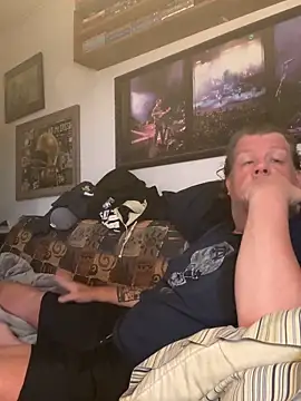 Stephanie1984 online show from 12, 3, 2026