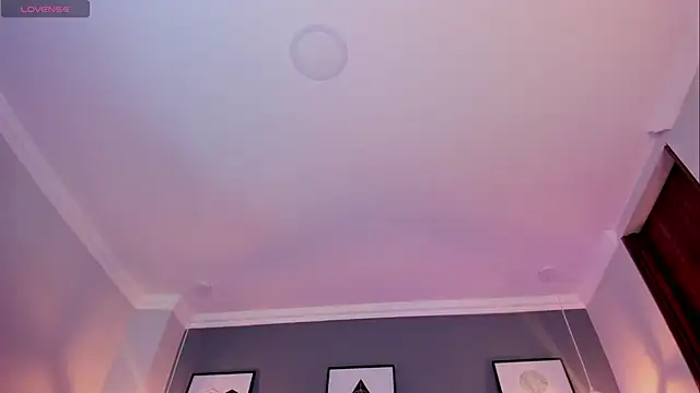 Nina Ford online show from 6, 1, 2026