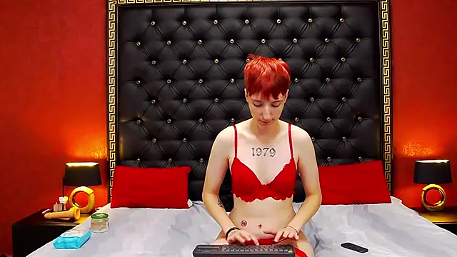 Snapshot of Luna_Devil_ chatting on 20, 11, 2025 Luna Devil online show from 20, 11, 2025