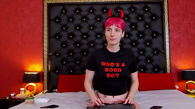 Snapshot of Luna_Devil_ chatting on 12, 2, 2026 Luna Devil online show from 12, 2, 2026