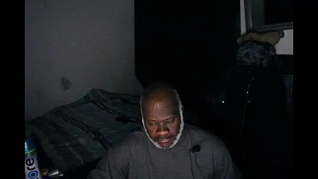 Snapshot of jamalcarter chatting on 23, 12, 2025 jamalcarter online show from 23, 12, 2025