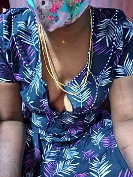 Snapshot of umashreetamil chatting on 2, 5, 2026 umashreetamil online show from 2, 5, 2026