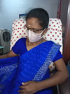 Snapshot of umashreetamil chatting on 11, 5, 2026 umashreetamil online show from 11, 5, 2026