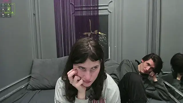 Snapshot of ViviaraNGendy chatting on 31, 10, 2025 ViviaraNGendy online show from 31, 10, 2025