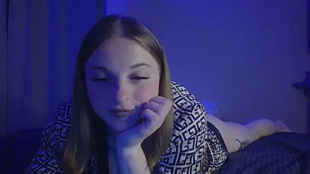 Snapshot of Star_Girlish chatting on 3, 10, 2025 Star Girlish online show from 3, 10, 2025