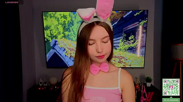 ElfredaTupy online show from 29, 10, 2025