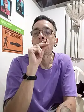 Snapshot of dinho_carioca chatting on 19, 10, 2025 dinho carioca online show from 19, 10, 2025
