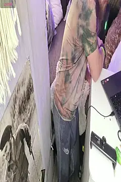 JuliCarl online show from 15, 4, 2026